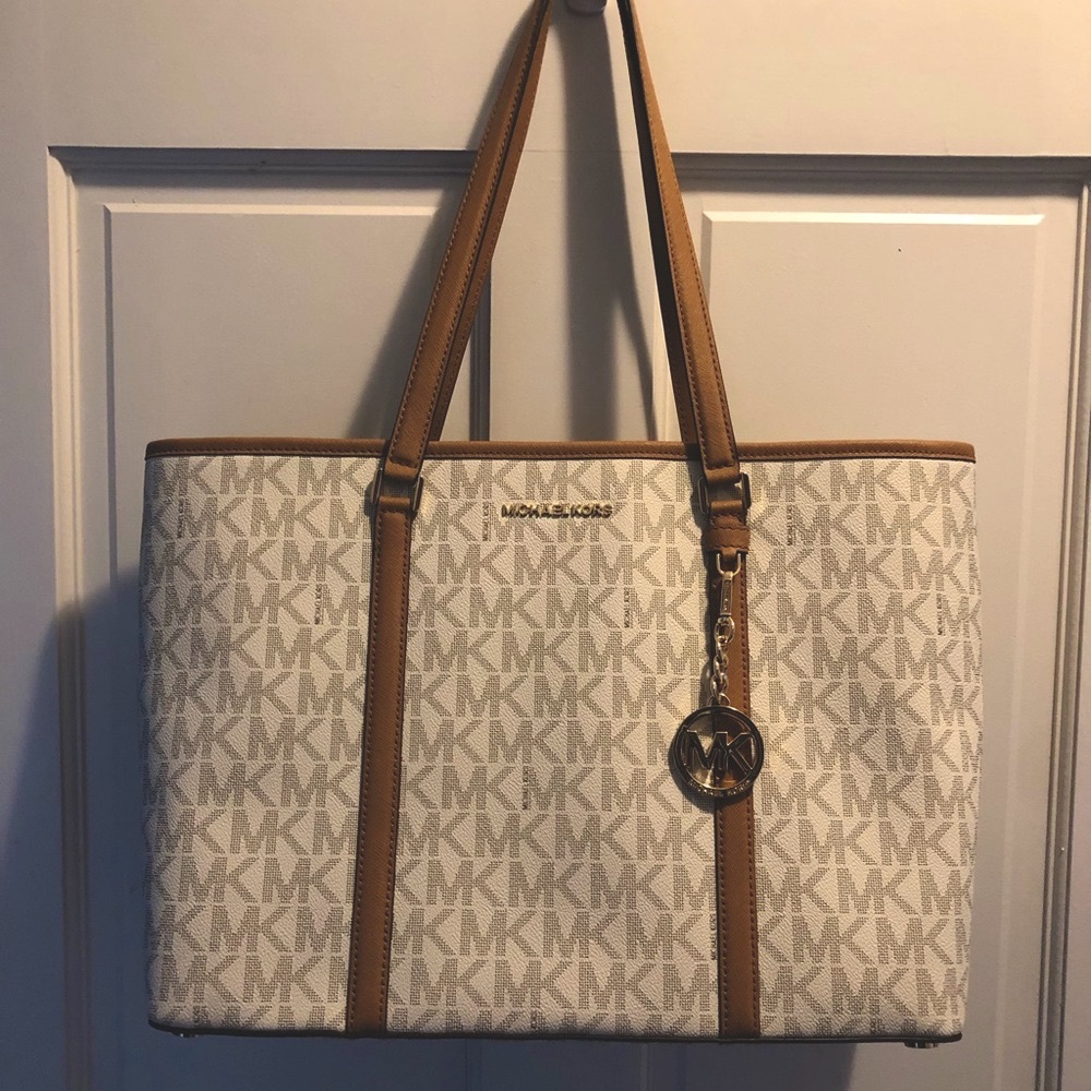 Michael Kors Tote - Excellent condition